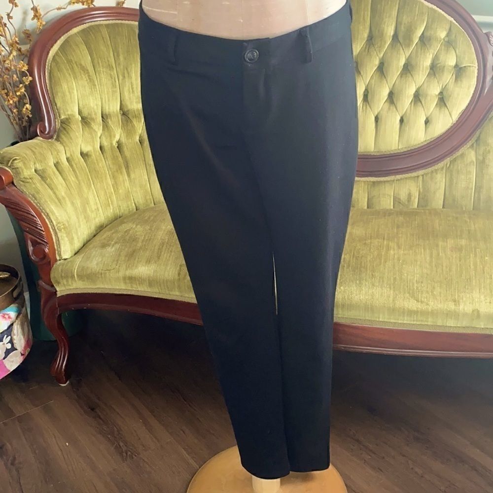 LC-Lauren Conrad. Black, cloth, skinny trousers. Women’s 8.